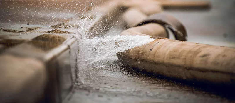 Fix Leaking Pipe in McLaughlin, Oshawa